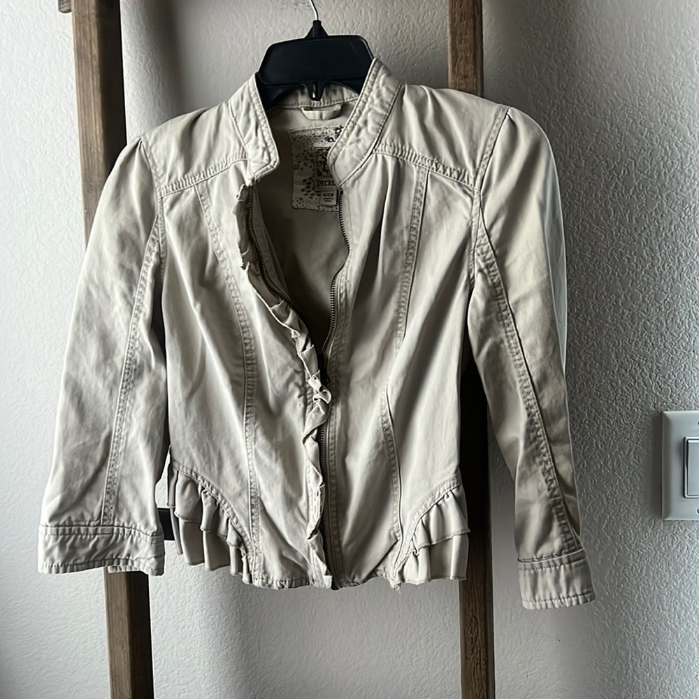 Tan zip up jacket - size small